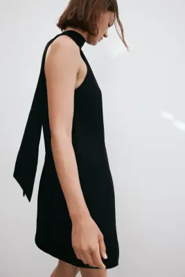 Robe avec détail noué et base en pointes - Noir — photo 3