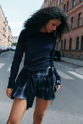 Pull avec détail à nouer - Bleu marine — photo 1