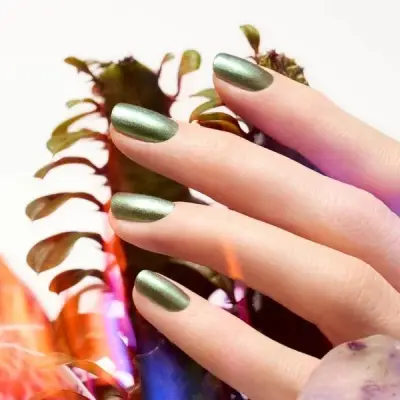 Vernis Groove - vert aux reflets lumineux - Gamme Green — photo 2
