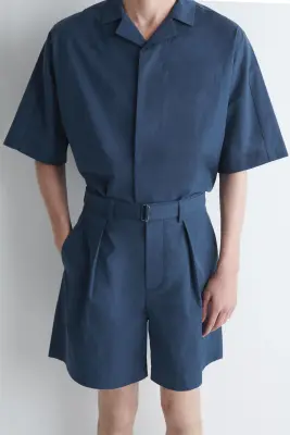 SHORT WORKWEAR CEINTURÉ EN COTON PIMA - BLEU MARINE — photo 1