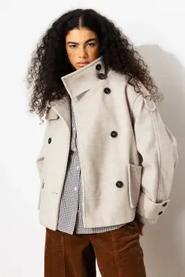 Manteau court et doux Femme — photo 4