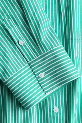 Chemise courte en popeline - Vert vif/rayures tennis — photo 3