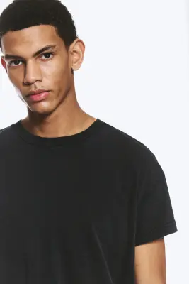 T-shirt carré en coton - Noir usé — photo 1