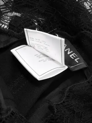 Pantalon droit en laine noir ceinture dentelle de calais Prix boutique 2500€ Taille 34 — photo 4