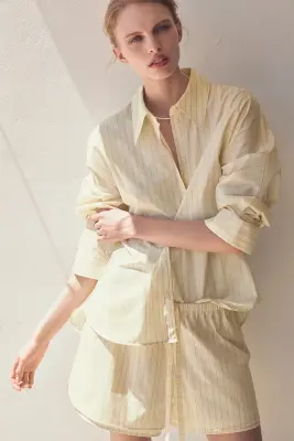 SHORT SUPERPOSÉ AJUSTABLE EN POPELINE DE COTON - JAUNE / RAYURES — photo 4