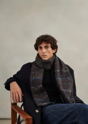 Knitted scarf