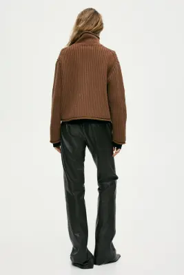Pull en maille de laine côtelée - Marron — photo 2