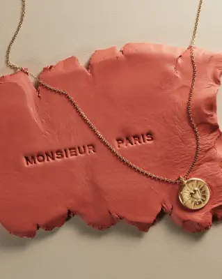 COLLIER FELLA — photo 2