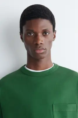 T-SHIRT OVERSIZE À DÉTAIL DE POCHE - VERT FONCÉ — photo 2