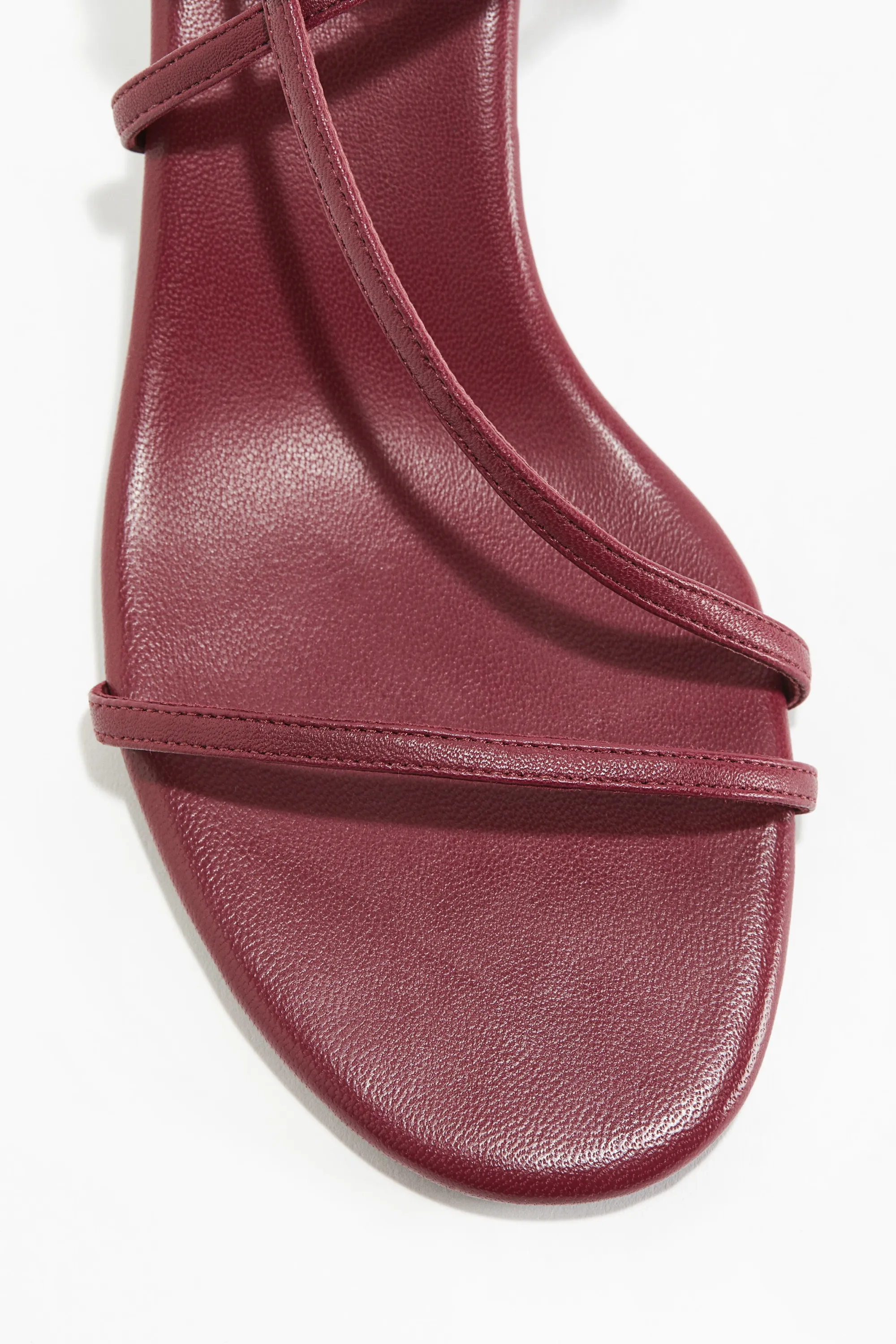 Sandales en cuir avec talon kitten heel - Bordeaux