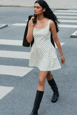Robe à encolure carrée avec jupe évasée - Crème/pois — photo 3