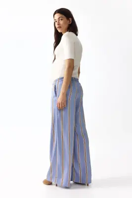 MAMA Pantalon à cordon en denim avec jambes larges - Bleu clair/rayé — photo 3