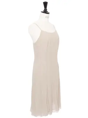 Robe courte cintrée en mousseline de soie gris vert à fines bretelles Prix boutique 3000€ Taille XXS — photo 2