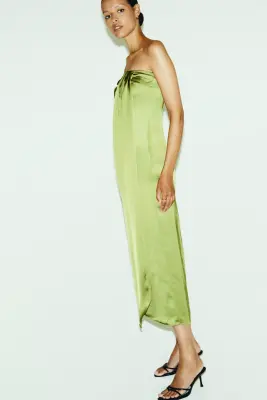 Robe bandeau en satin - Vert olive — photo 3