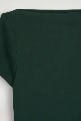 T-SHIRT SLIM EN COTON À COL BATEAU - VERT FONCÉ — photo 4