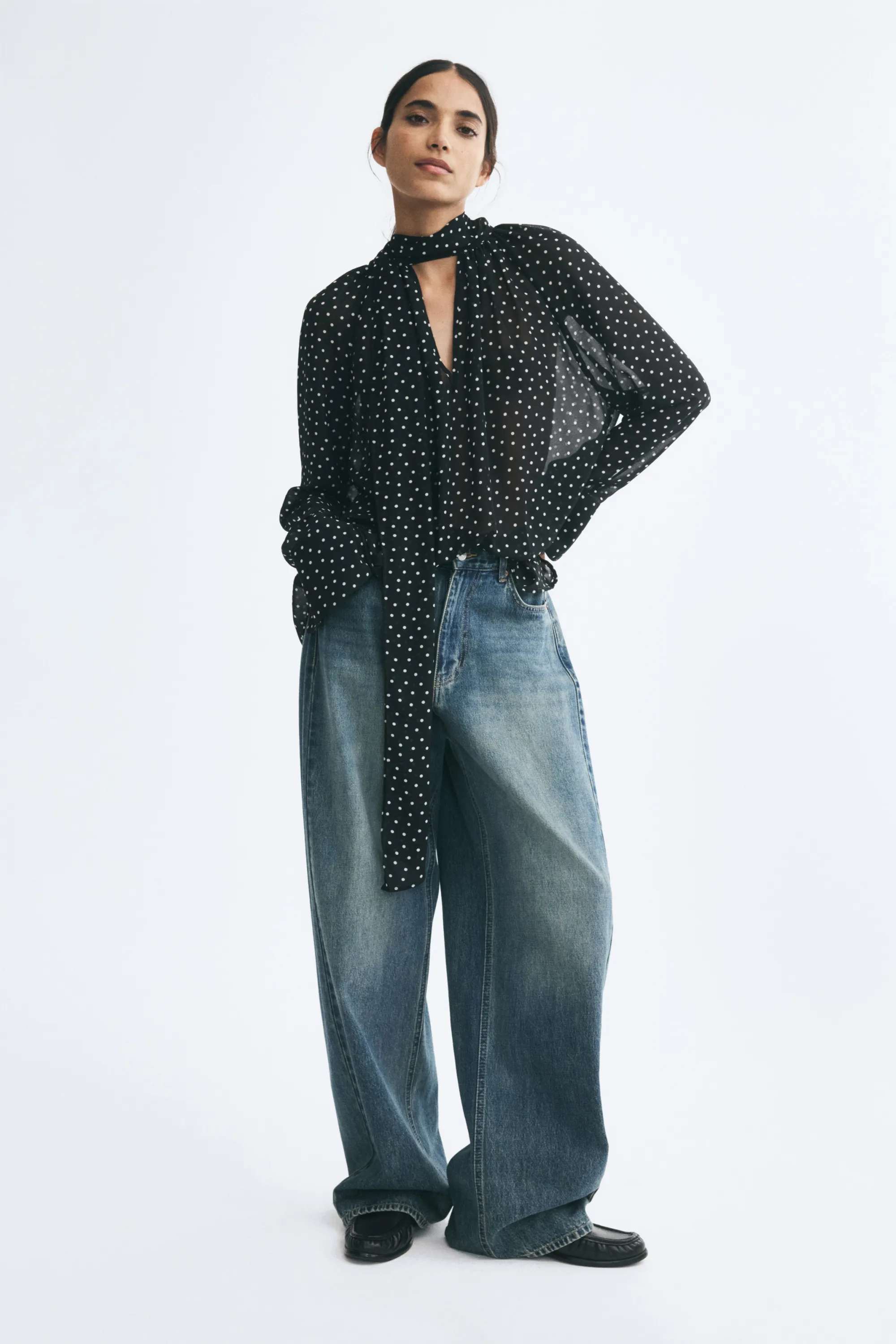 Blouse avec col cravate - Noir