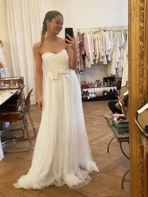 Robe de mariée bustier en tulle blanc écru et noeud Prix boutique 9000€ Taille 36 — photo 2