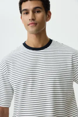 T-shirt boxy Relaxed Fit en coton - Blanc/rayé — photo 1