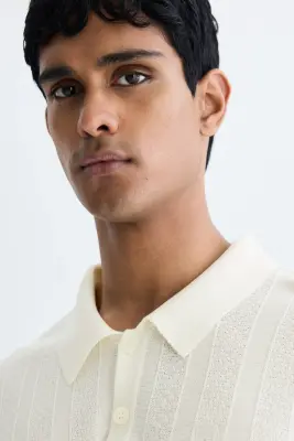 Regular Fit Textured-knit polo shirt - Crème — photo 1