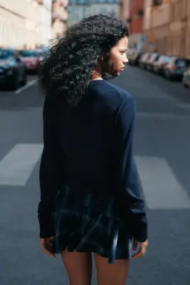 Pull avec détail à nouer - Bleu marine — photo 3