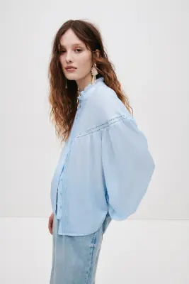 Frill-trimmed balloon-sleeved blouse - Bleu clair — photo 2