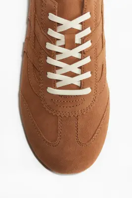 Sneakers en cuir velours - Marron — photo 1