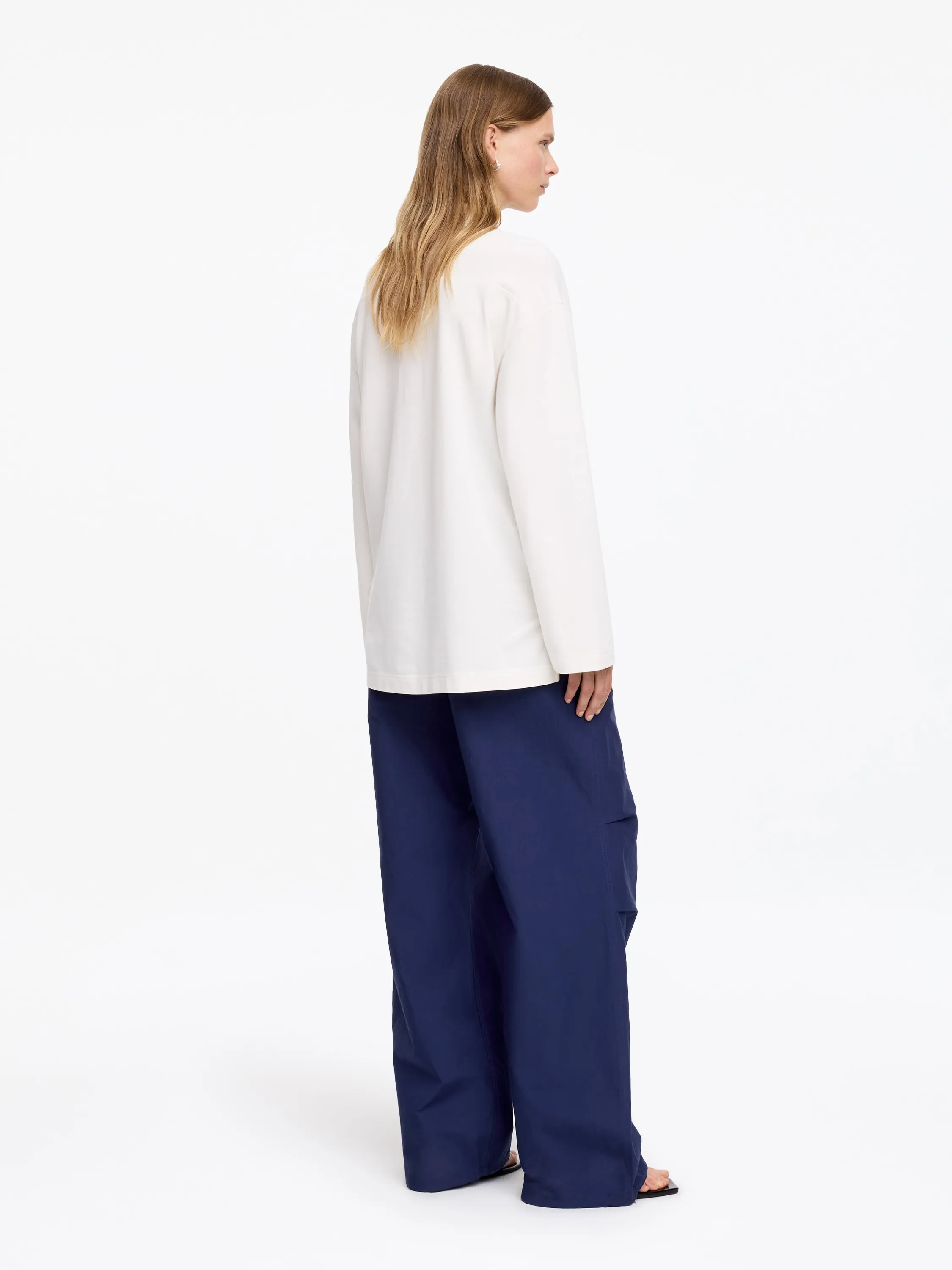 Pantalon en coton plissé aux genoux - Bleu foncé