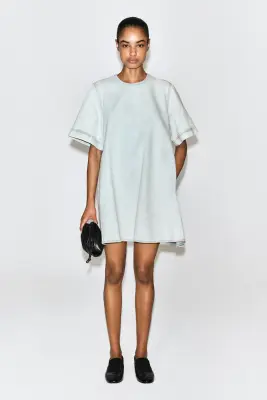 ROBE COURTE ÉVASÉE EN DENIM - BLEU CIEL — photo 1