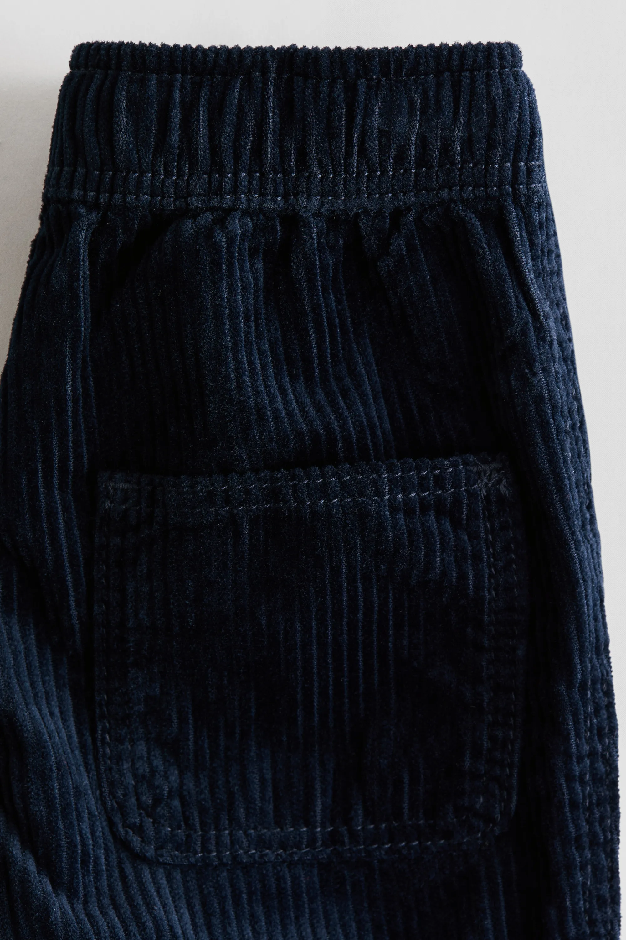Pantalon jogger en velours de coton côtelé - Bleu marine