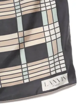 Foulard carré en twill de soie imprimé graphique bleu gris et blanc Prix boutique 275€ Taille 90 x 90 — photo 4