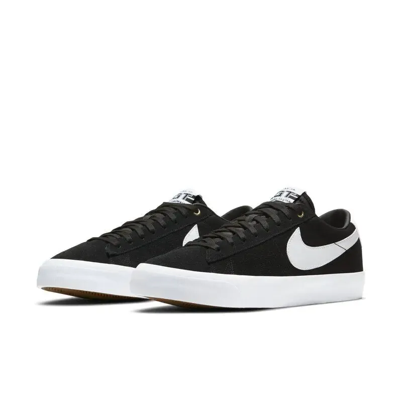 Chaussure Nike sb blazer low pro GT –  Black / White / Black