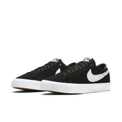 Chaussure Nike sb blazer low pro GT –  Black / White / Black — photo 1