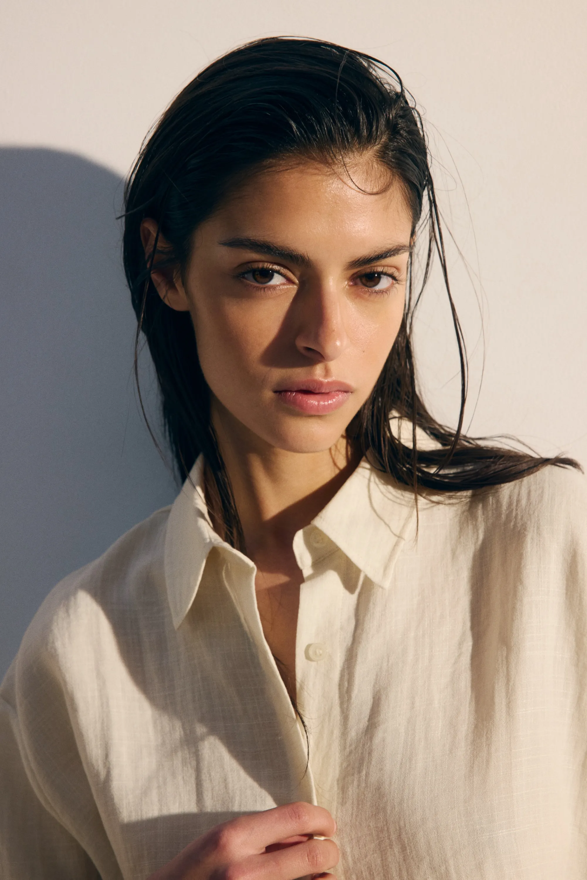 Chemise de plage avec broderie anglaise - Crème