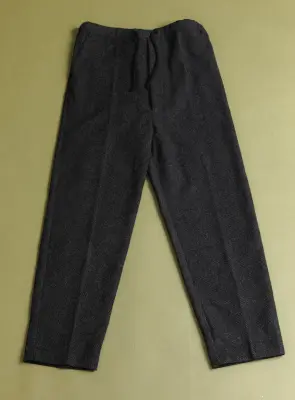 Pleated Pants with Tightening Link in Dark Gray Carded Wool