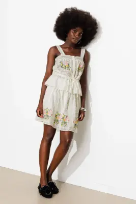 Jupe courte brodée Femme — photo 3