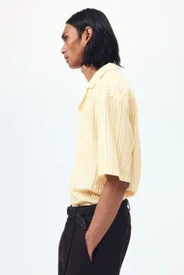 Chemise Relaxed Fit avec col cubain - Jaune/rayé — photo 4