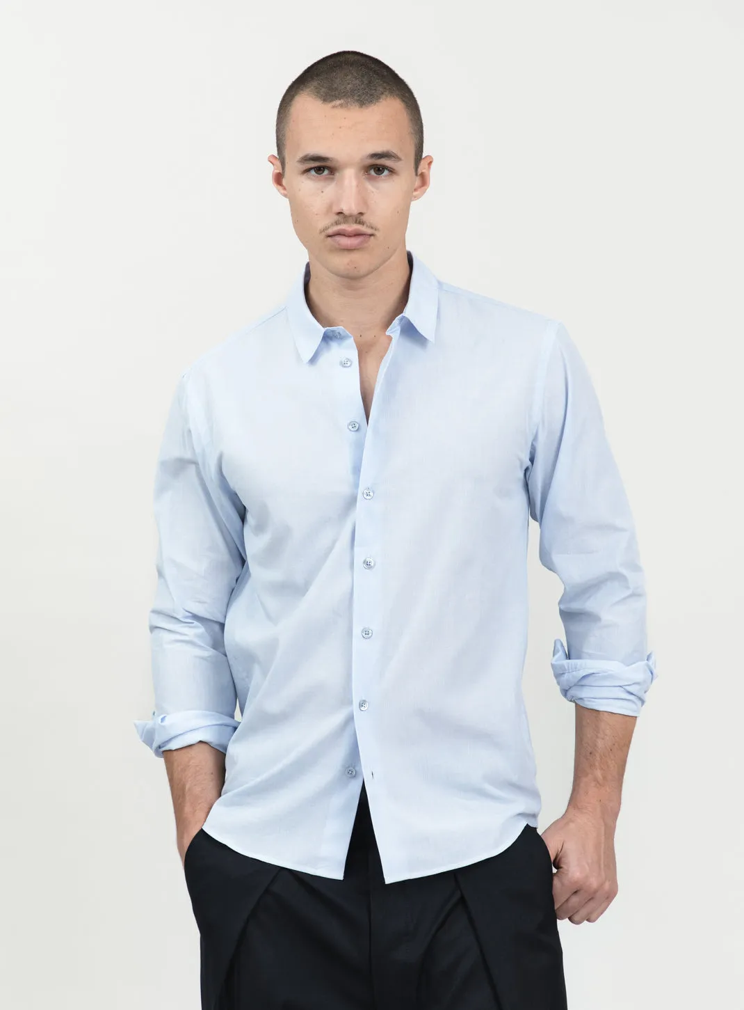 Shirt with Small Collar Stand in Sky Blue End-on-End