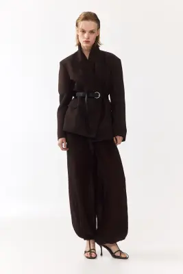 Blazer avec ceinture - Marron foncé — photo 2