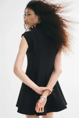 Robe portefeuille avec jupe évasée - Noir — photo 3