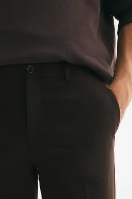 Pantalon chic Slim Fit - Marron foncé — photo 1
