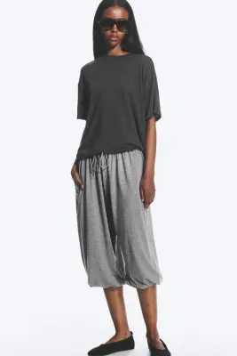 T-shirt carré décontracté transparent - Gris foncé transparent — photo 1