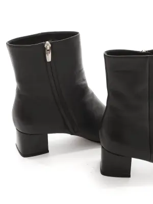 Bottines bout carré verni en cuir noir Taille 41 Prix boutique 900€ — photo 4