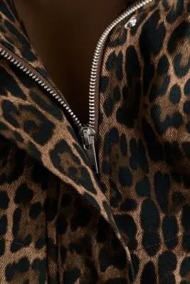 Veste oversize avec col entonnoir - Beige/imprimé léopard — photo 4