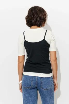 T-shirt et top superposés — photo 4