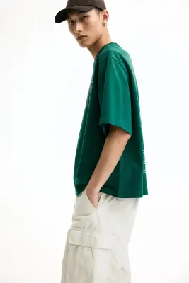 T-shirt imprimé Oversized Fit - Vert foncé/98 — photo 4