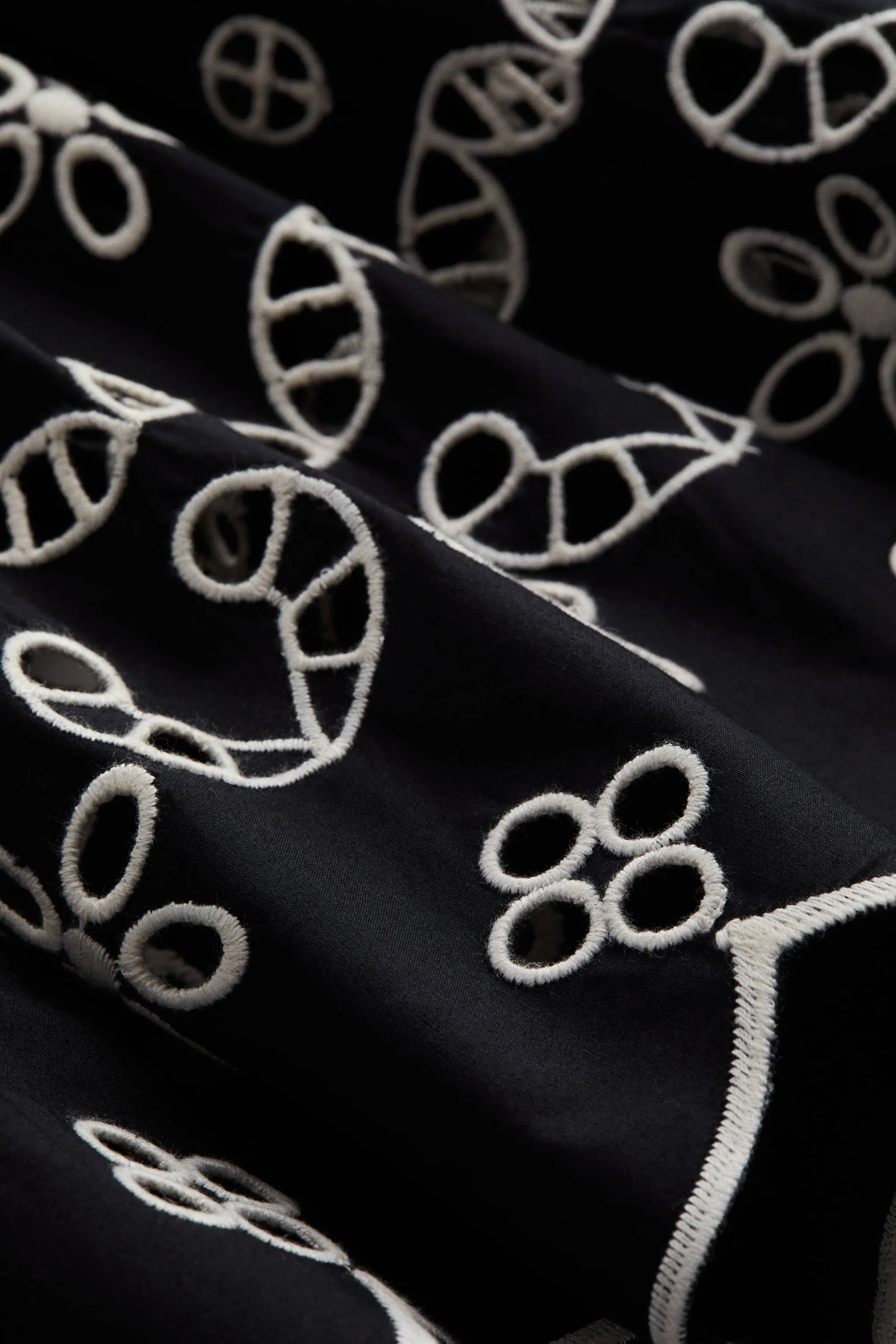 Robe tunique avec broderie anglaise - Noir/blanc