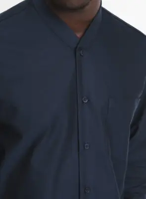 False Collar Shirt in Navy Blue Oxford — photo 3