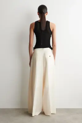 PLEATED MODAL WIDE-LEG TROUSERS - CRÈME — photo 2