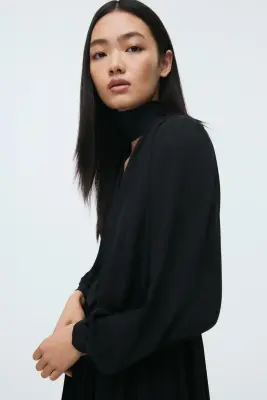 Robe avec nœuds - Noir — photo 1