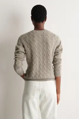 PULL EN MAILLE TORSADÉE DE PUR CACHEMIRE - SABLE — photo 3